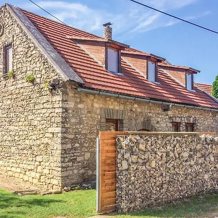 Nice In W/ Wifi And 3 Bedrooms Balatonfüred